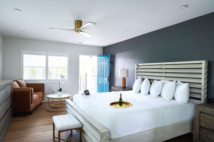 Room 44 of 54