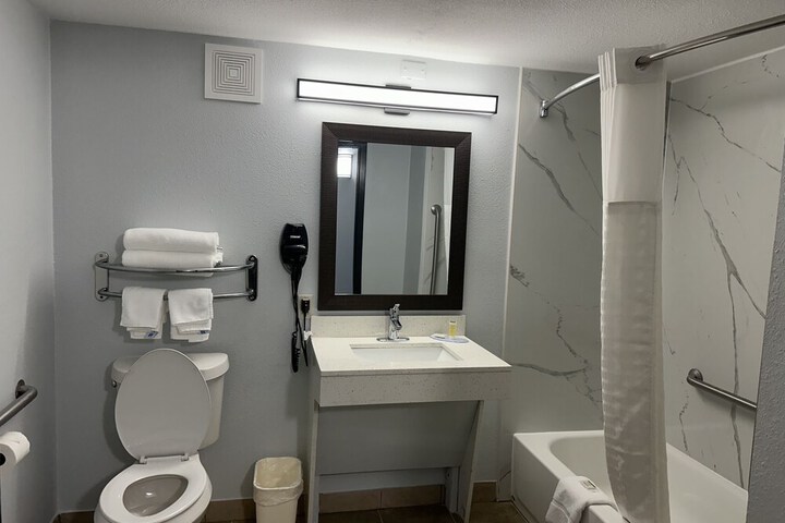 Room 45 of 59