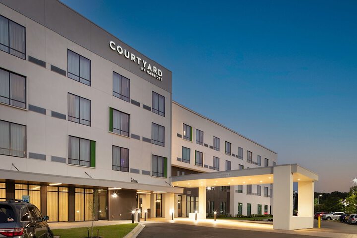 Hotel 2 of 28