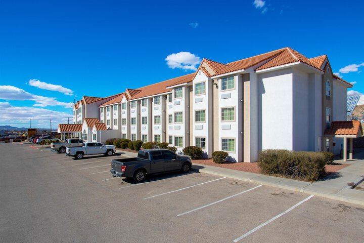 Hotel 2 of 30