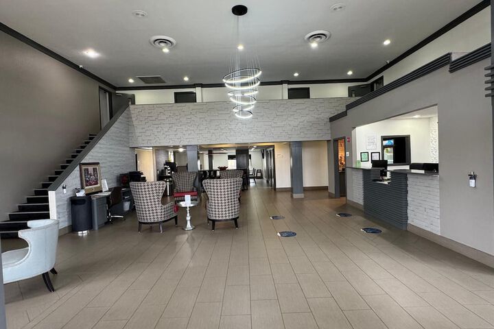 Hotel Interior 10 of 41