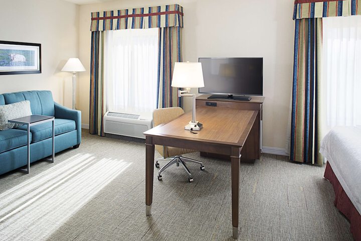 Room 12 of 27