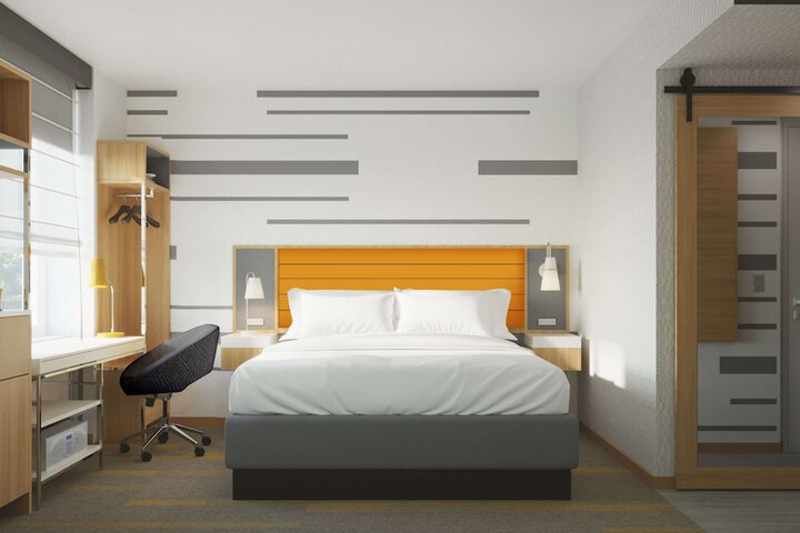 Room 9 of 21