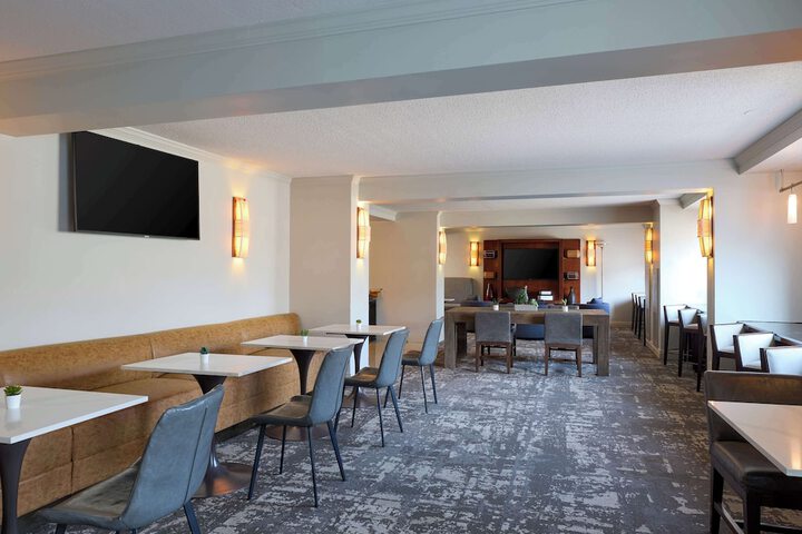 DoubleTree by Hilton Minneapolis Airport MN