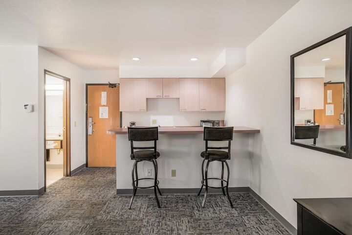 Room 18 of 37