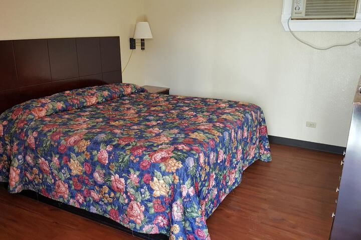 Luxury Inn & RV Park
