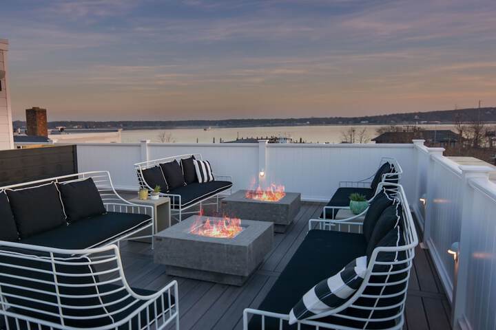 Sundeck 44 of 47