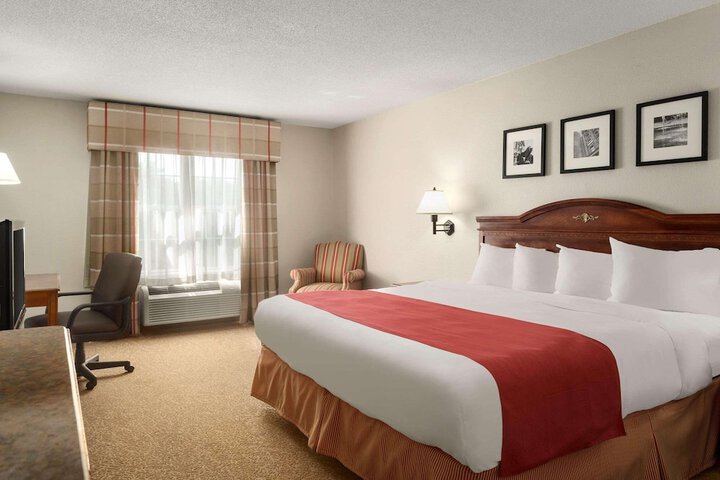 Country Inn & Suites by Radisson Louisville South, KY