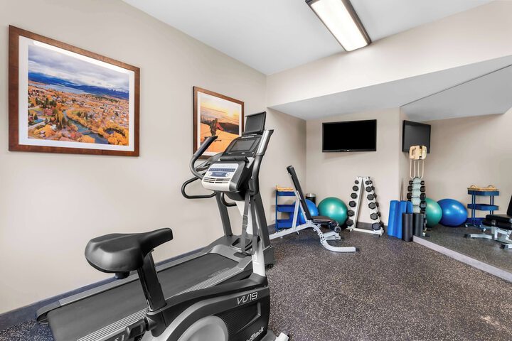 Best Western Rocky Mountain Lodge