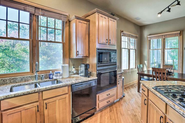 Surrounded by Natl Forest: Condo w / Majestic View