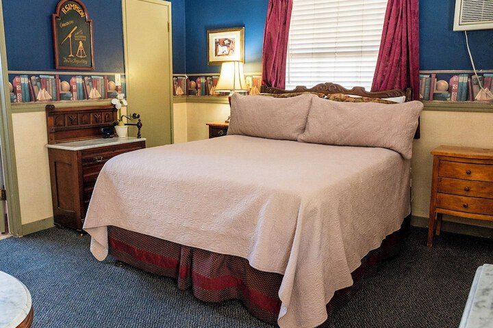 Gunn House Hotel