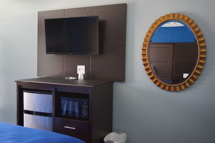 Room 19 of 49