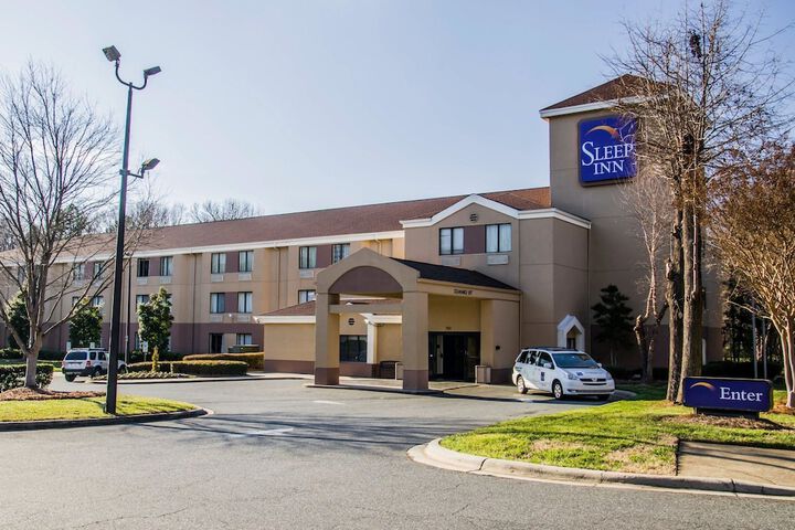 Hotel 3 of 33