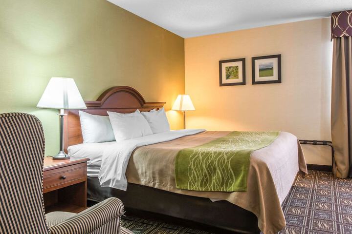 Comfort Inn Weirton - Steubenville