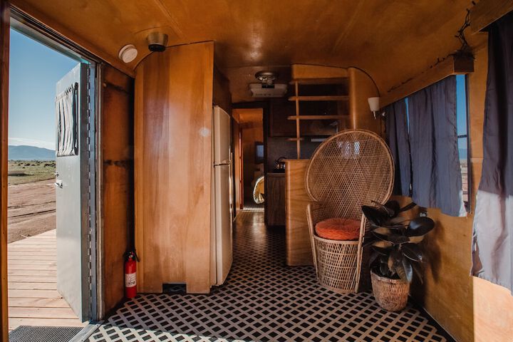 Room 53 of 183