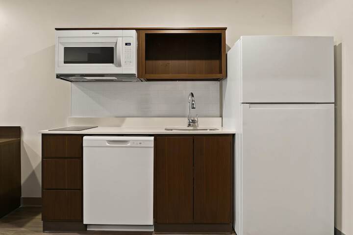 Woodspring Suites East Lansing - University Area