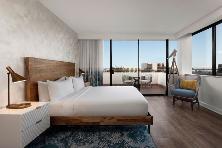 Renaissance Newport Beach Hotel