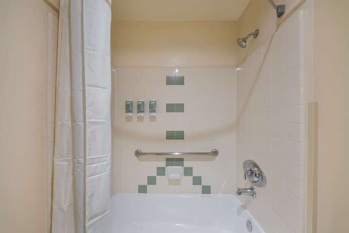 Room 18 of 52