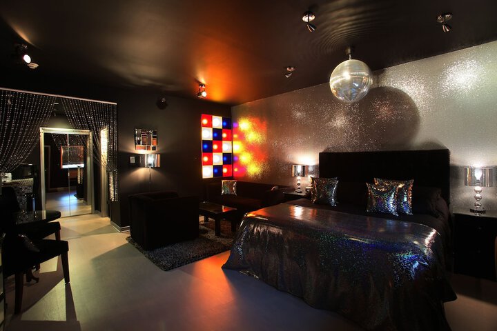 Room 161 of 168