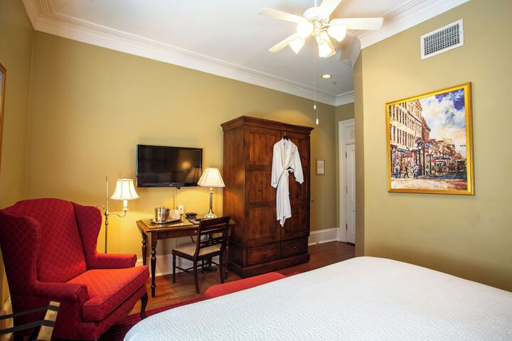 Room 55 of 122