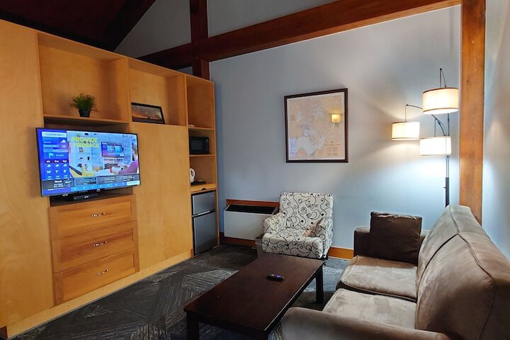 Timberland Inn