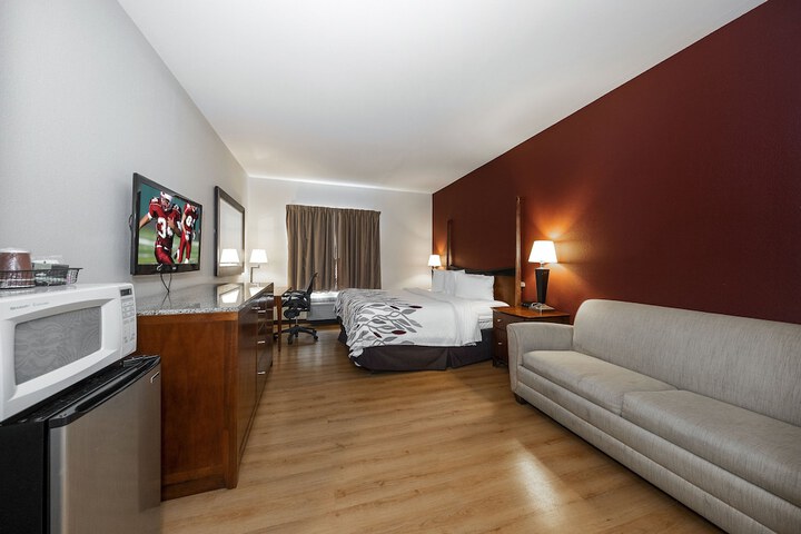 Room 30 of 43