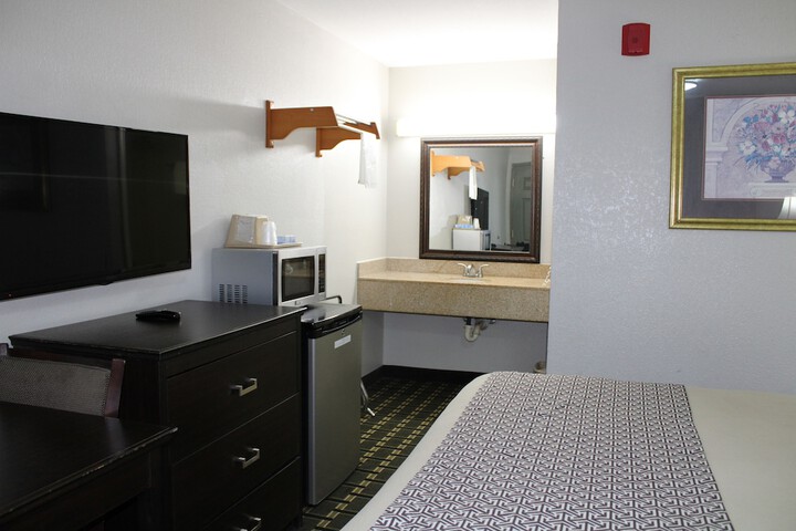 Room 15 of 31