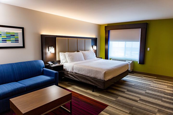Holiday Inn Express Columbus-Dublin by IHG