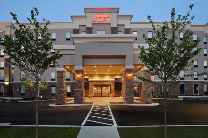 Hotel 4 of 50