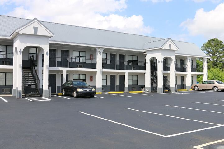 Hotel 2 of 17