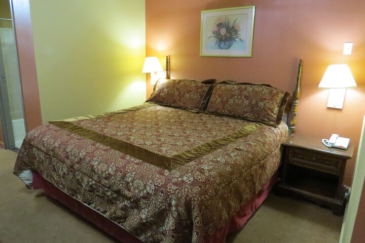 First Western Inn Caseyville