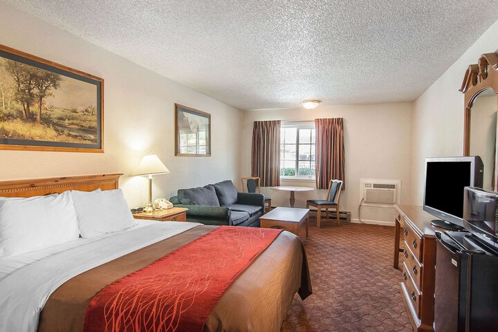 Room 14 of 27