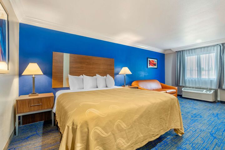 Room 22 of 36