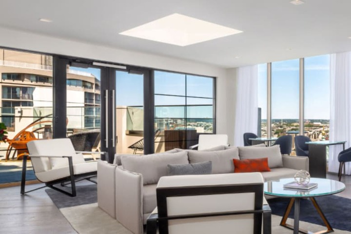 The Windsor Suites