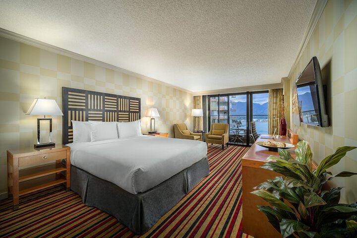 Pinnacle Hotel Harbourfront