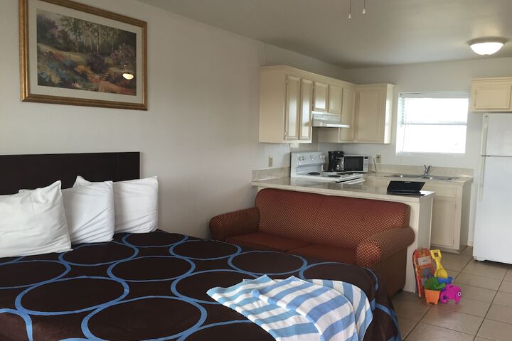 Room 21 of 41