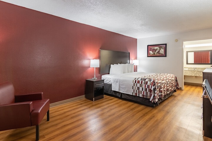 Red Roof Inn Forsyth