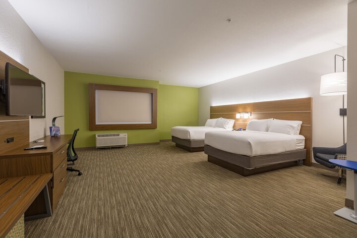 Holiday Inn Express and Suites San Marcos South by IHG
