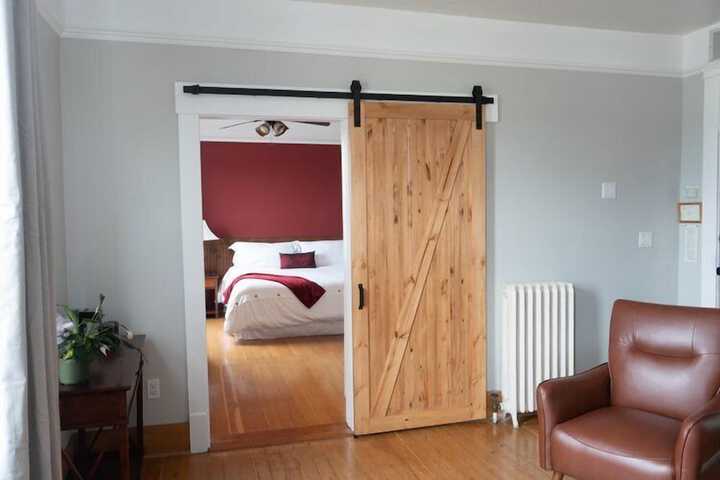 Room 7 of 7