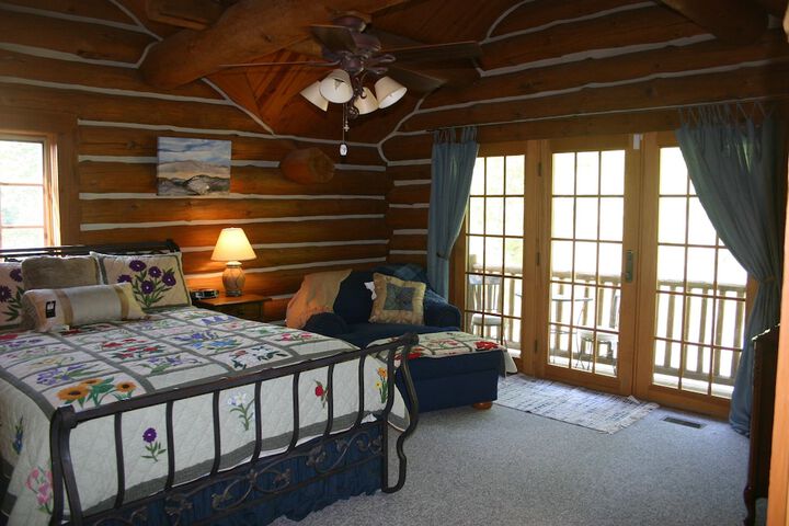 Room 44 of 72