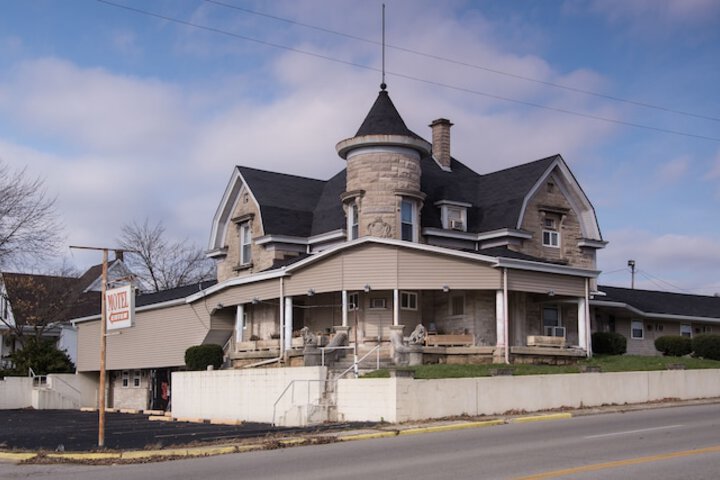 Rosemount Motel