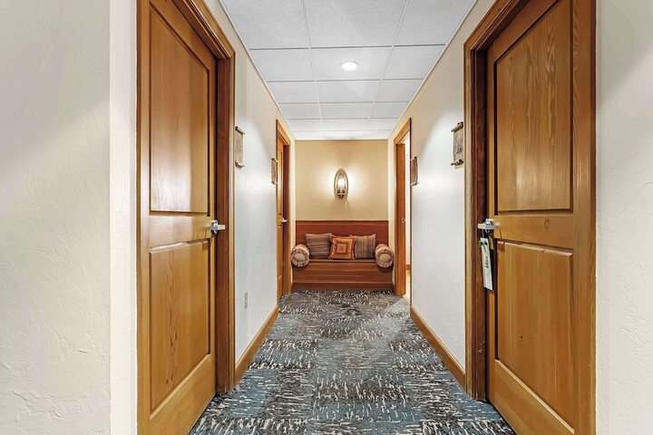 Hotel Interior 53 of 125