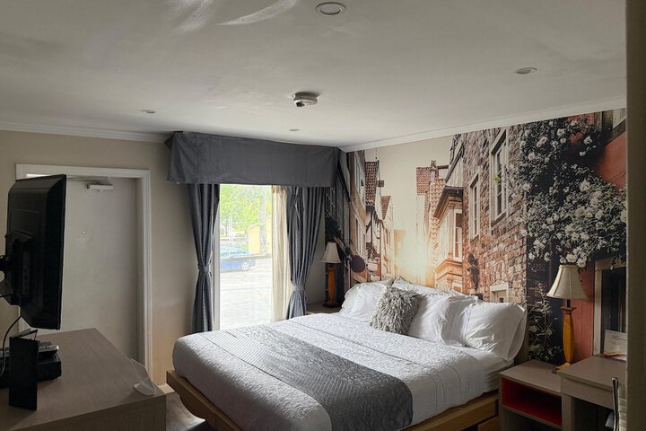 Hamilton Inn