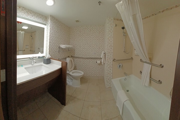 Room 10 of 31