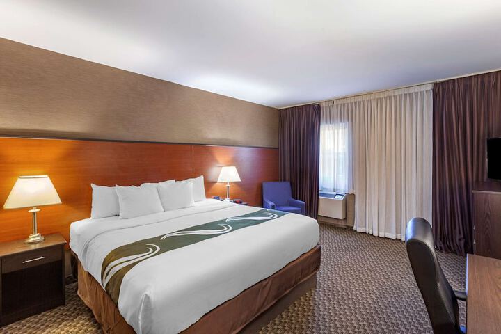 Room 18 of 34