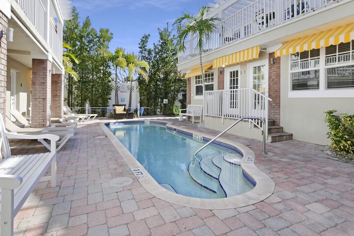 Pool 9 of 158