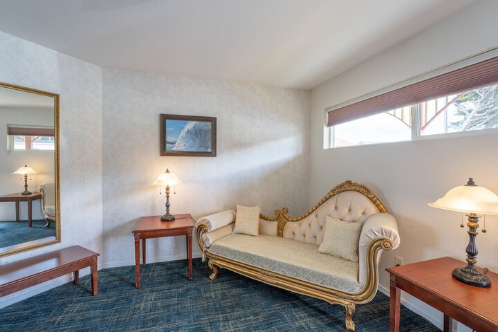 Room 19 of 22