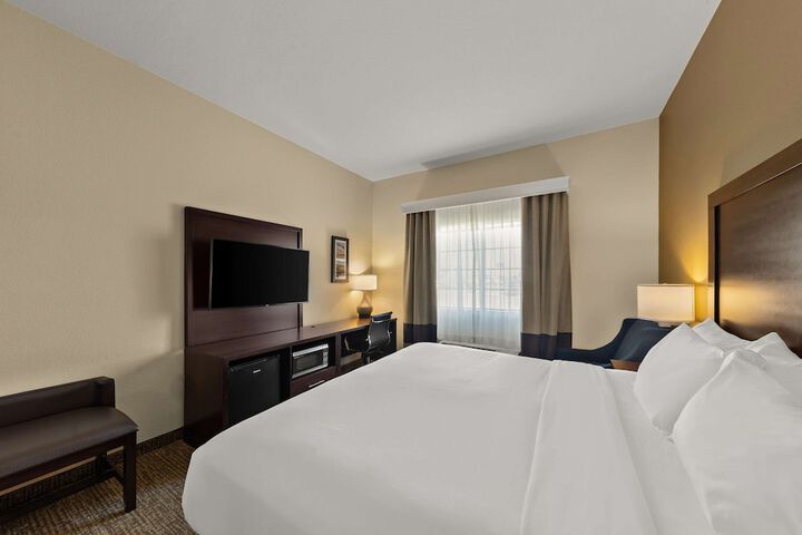 Room 15 of 39