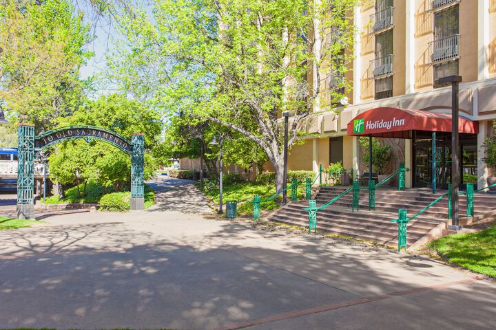 Hotel 3 of 59