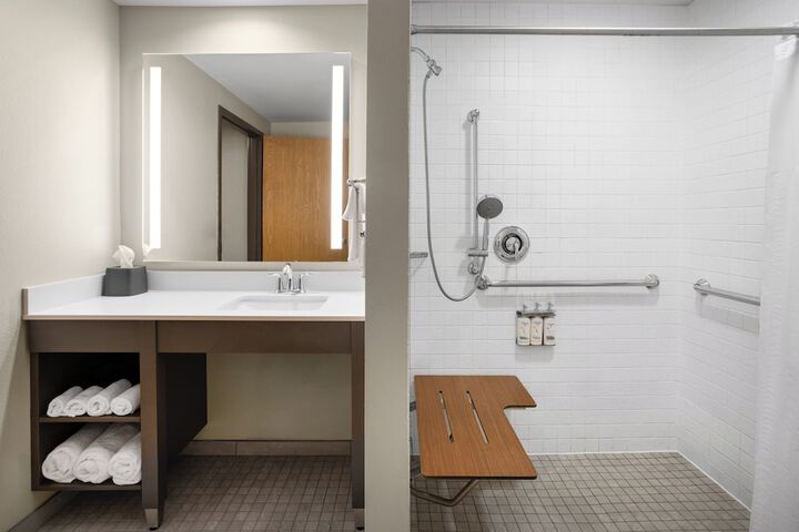 Holiday Inn Midland by IHG